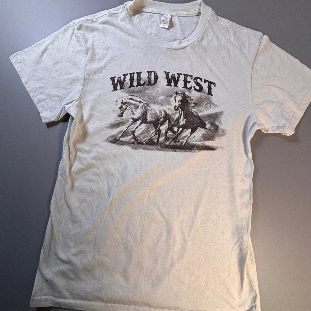 Wild West Horses Graphic T Shirt Mens Medium Cream Short Sleeve Cotton Polyester
